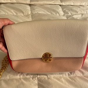 Tory Burch handbag. Brand new, only use one or twice. Excellent condition.